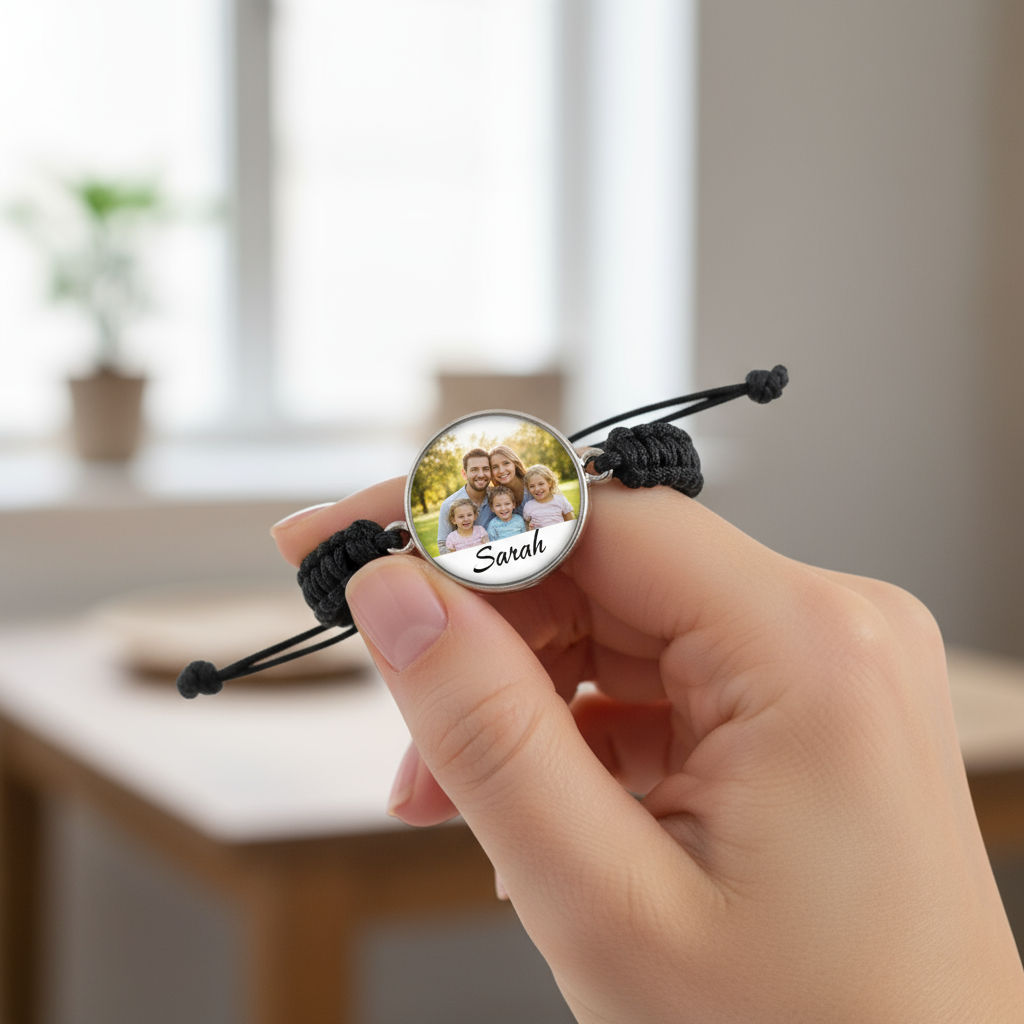 Personal fabric bracelet with family photo